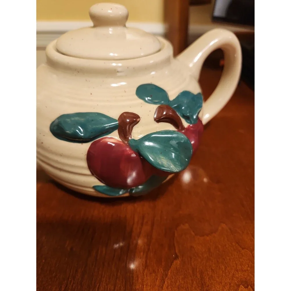 Vintage Cracker Barrel Ceramic Teapot w/ Apple & Green Leaf Design 1990s